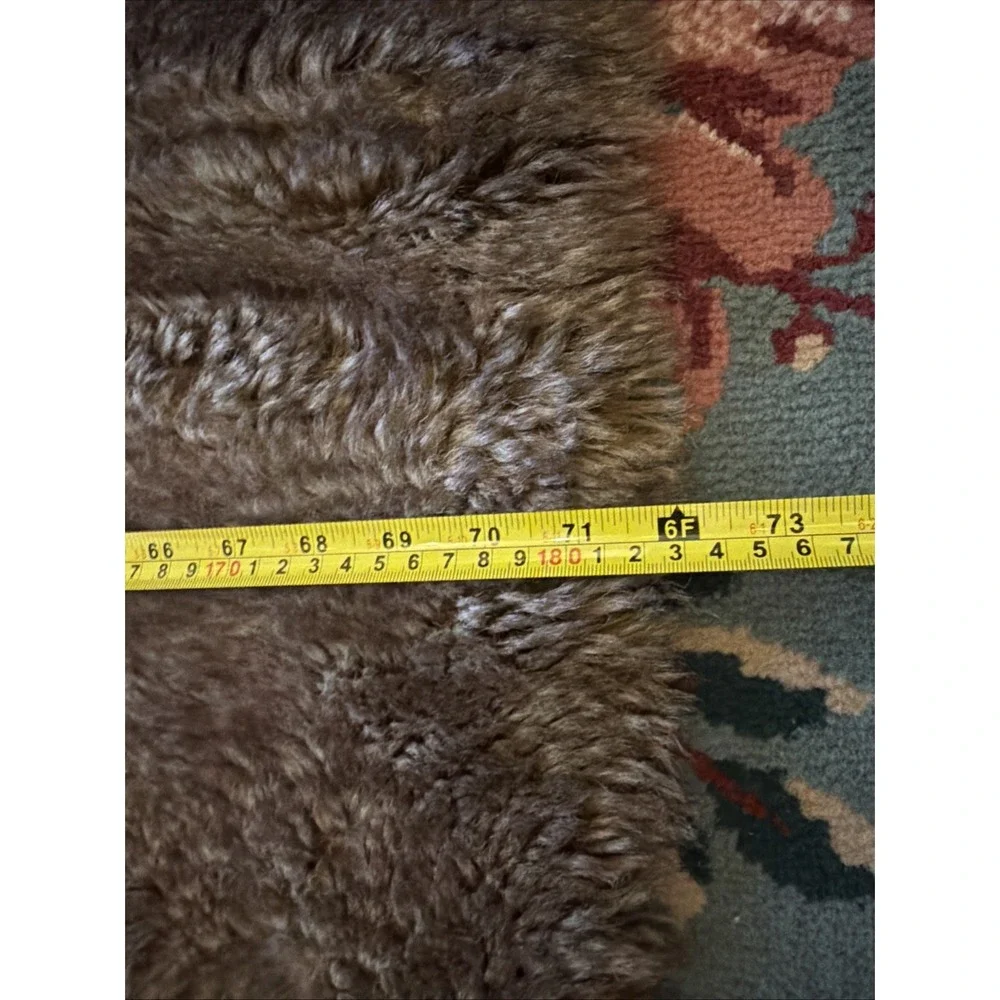 Faux Fur Rug Soft Coyote Fur Animal Pelt Rectangle Accents Rugs 5' X 6'‎ Suede